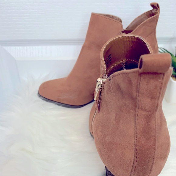 Cognac Zip Wooden Heel Bootie - Picture 4 of 5